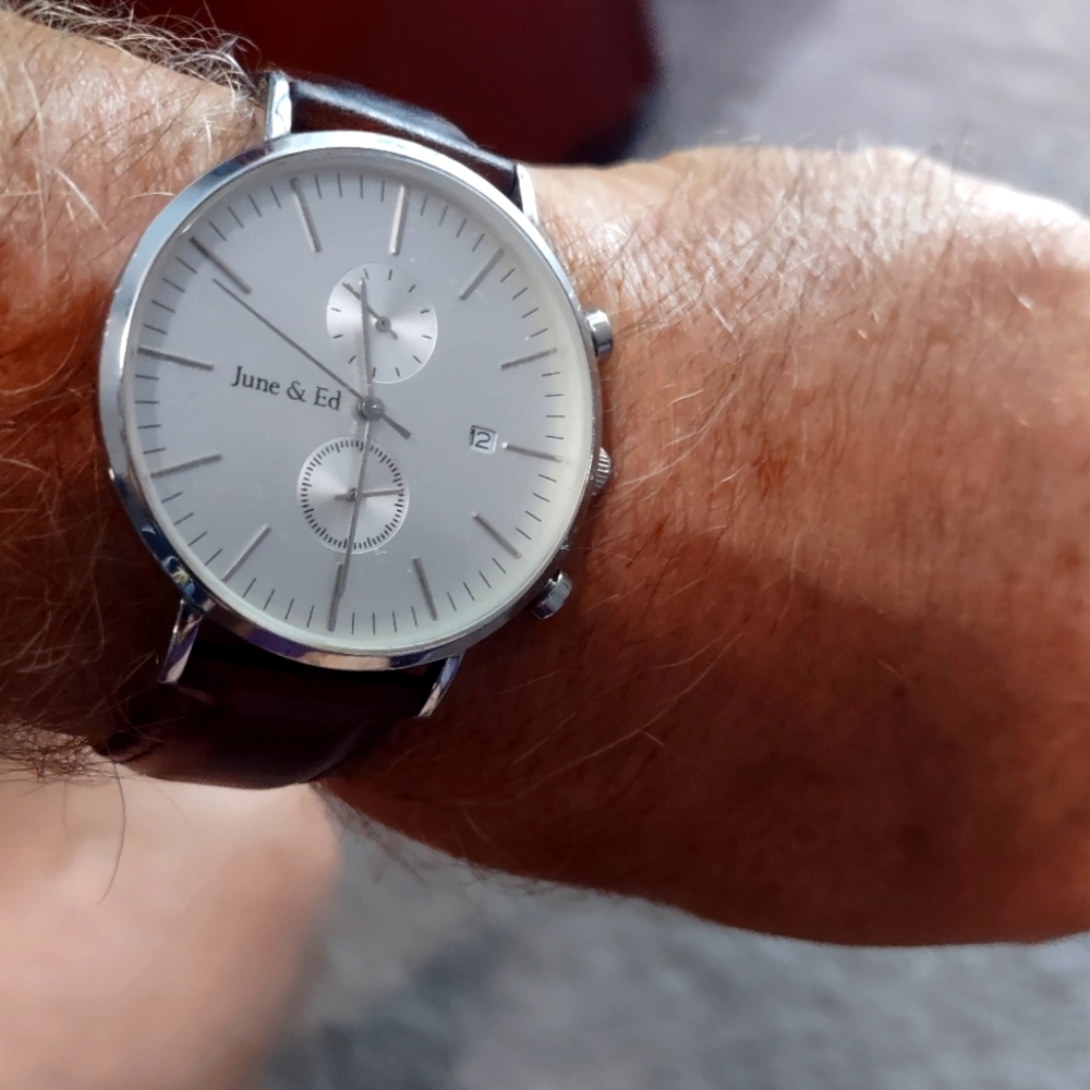 June & Ed Quartz Stainless Steel Men's Watch with Sapphire Crystal Dial Window